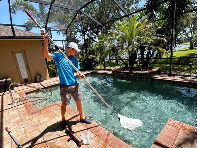 how a clean pool adds home value